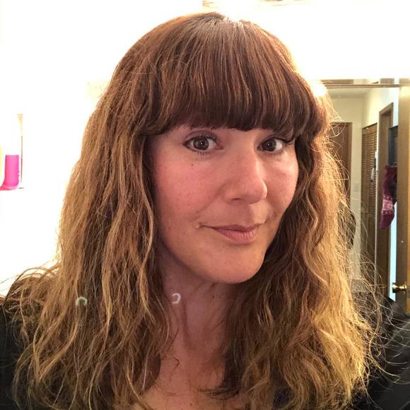 Meet your Posher, Vicky - Picture 1 of 1